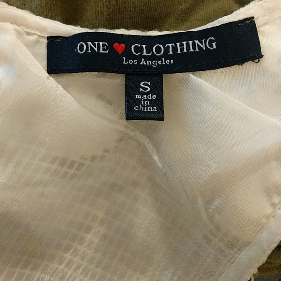 One ❤️ Clothing Los Angeles Floral Dress - Picture 5 of 8